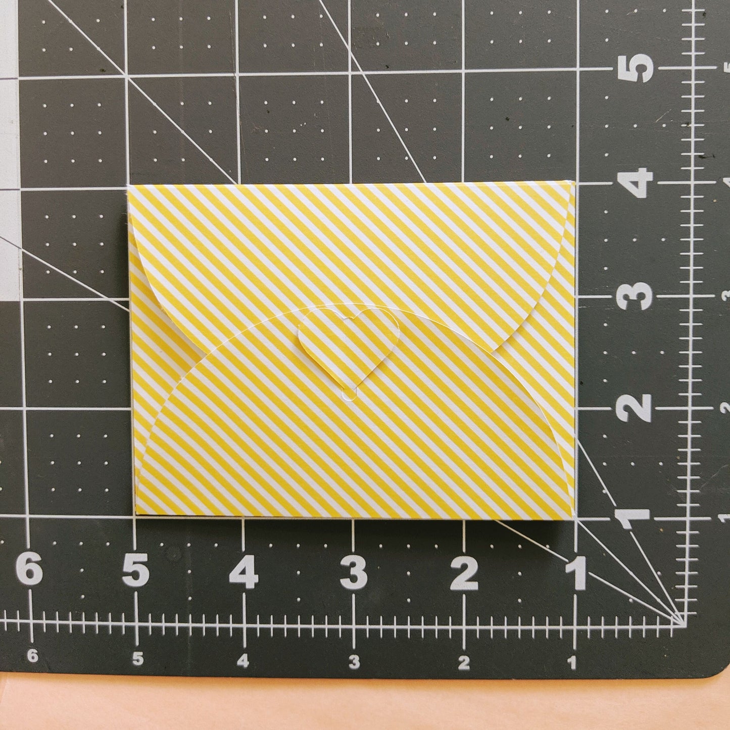 Small 3x4" Heart Tab Petal Envelope SVG